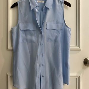 Equipment silk blouse for work in good condition